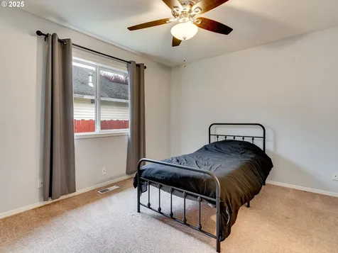 5914 NE 106th Way Vancouver WA 98686