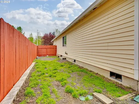 5914 NE 106th Way Vancouver WA 98686