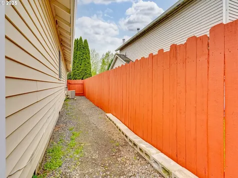 5914 NE 106th Way Vancouver WA 98686