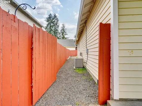 5914 NE 106th Way Vancouver WA 98686