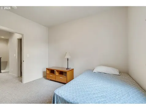 3412 SW Moss Street Portland OR 97219