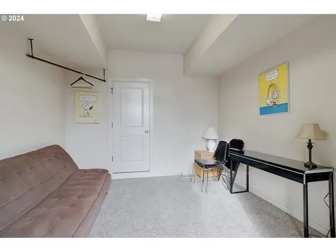 3412 SW Moss Street Portland OR 97219