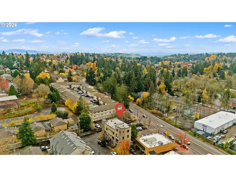 3412 SW Moss Street Portland OR 97219