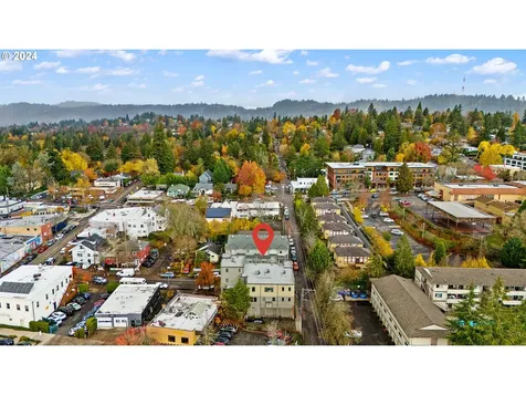 3412 SW Moss Street Portland OR 97219