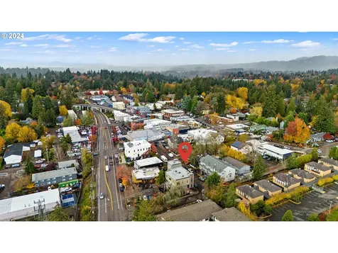 3412 SW Moss Street Portland OR 97219