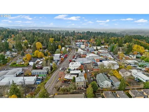 3412 SW Moss Street Portland OR 97219