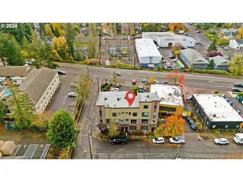 3412 SW Moss Street Portland OR 97219