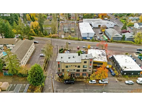 3412 SW Moss Street Portland OR 97219