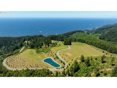 Bridgeview Drive Brookings OR 97415