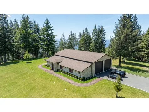 Bridgeview Drive Brookings OR 97415
