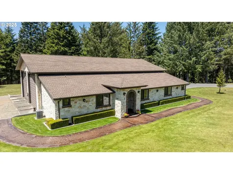 Bridgeview Drive Brookings OR 97415