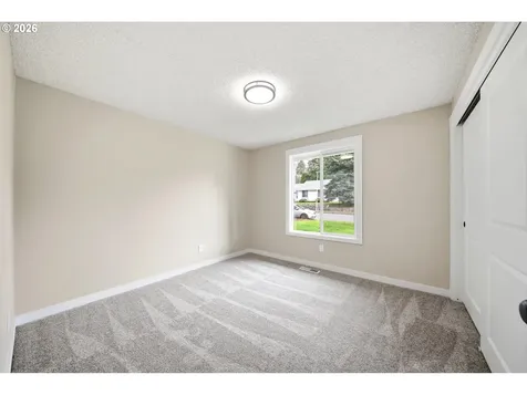 8710 NE 29th Avenue Vancouver WA 98665