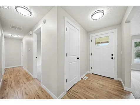 8710 NE 29th Avenue Vancouver WA 98665