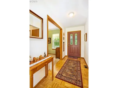 886 Alameda Road Hood River OR 97031