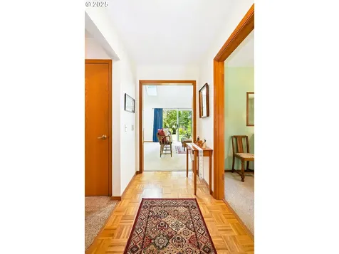 886 Alameda Road Hood River OR 97031