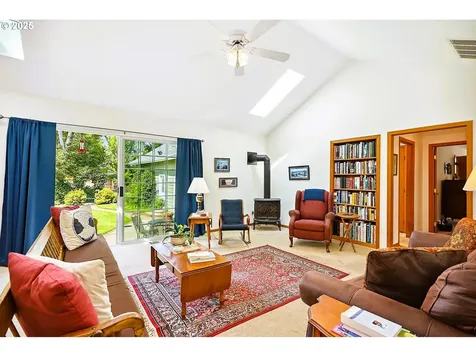 886 Alameda Road Hood River OR 97031