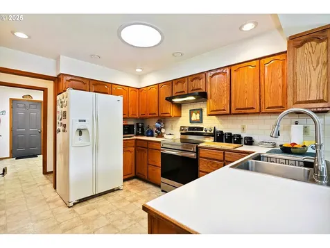 886 Alameda Road Hood River OR 97031