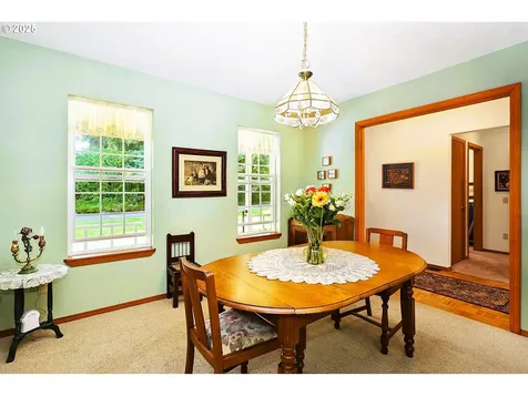 886 Alameda Road Hood River OR 97031