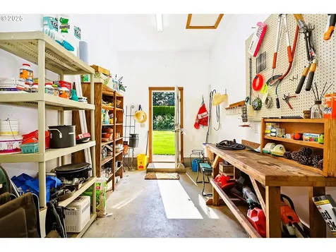 886 Alameda Road Hood River OR 97031