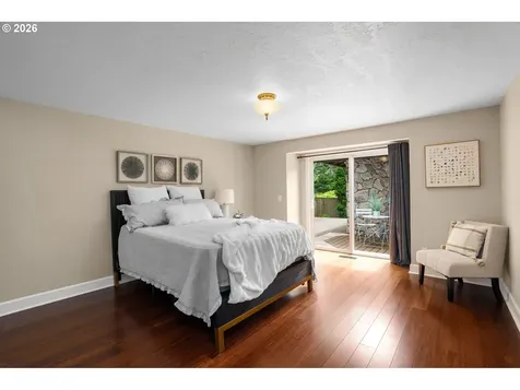 11348 SW Ironwood Loop Portland OR 97223