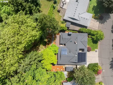 11348 SW Ironwood Loop Portland OR 97223