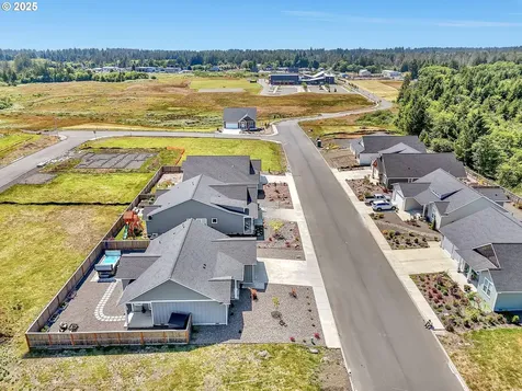 1155 SE Bugle Avenue Warrenton OR 97146