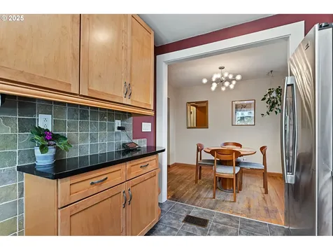 900 NE 125th Avenue Portland OR 97230