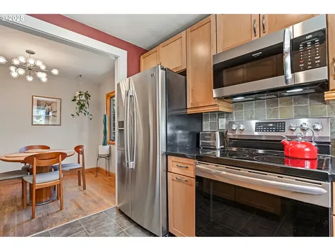 900 NE 125th Avenue Portland OR 97230