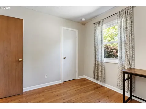 900 NE 125th Avenue Portland OR 97230