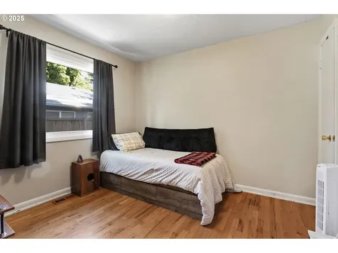 900 NE 125th Avenue Portland OR 97230