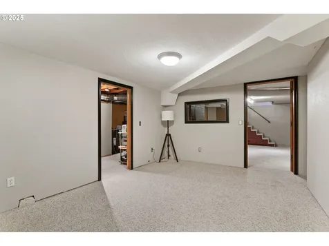 900 NE 125th Avenue Portland OR 97230