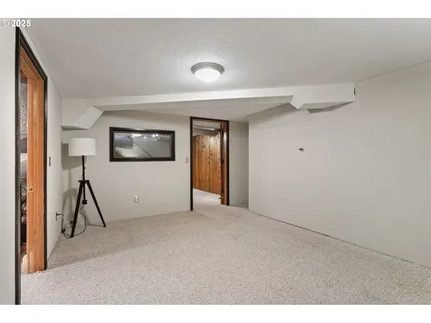 900 NE 125th Avenue Portland OR 97230