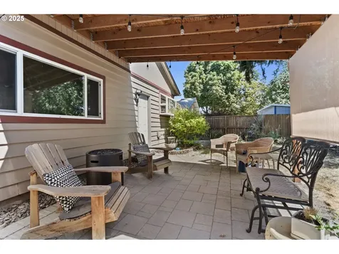 900 NE 125th Avenue Portland OR 97230