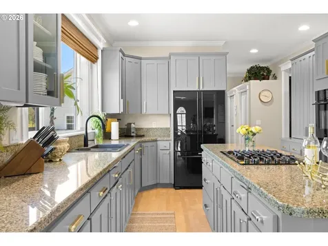 501 NW 214th Circle Ridgefield WA 98642