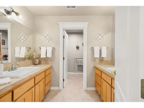 501 NW 214th Circle Ridgefield WA 98642