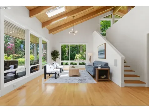 1051 Sunningdale Road Lake Oswego OR 97034