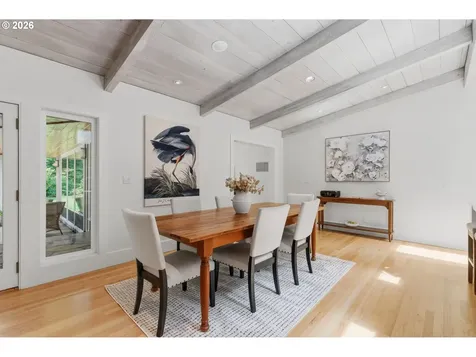 1051 Sunningdale Road Lake Oswego OR 97034