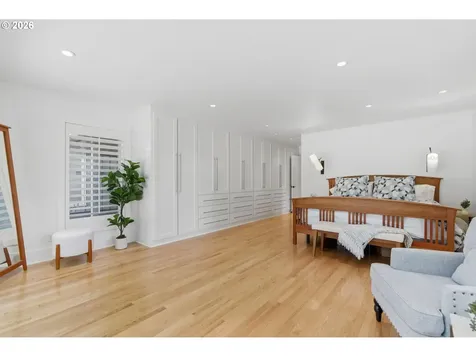 1051 Sunningdale Road Lake Oswego OR 97034