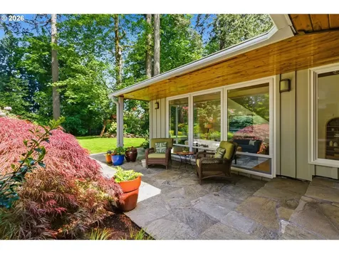 1051 Sunningdale Road Lake Oswego OR 97034