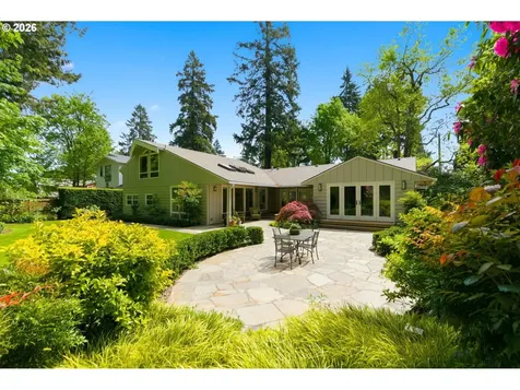 1051 Sunningdale Road Lake Oswego OR 97034