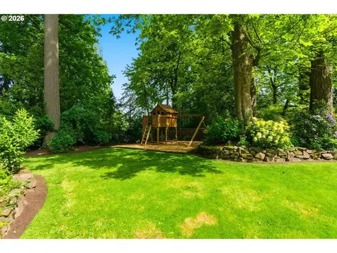 1051 Sunningdale Road Lake Oswego OR 97034