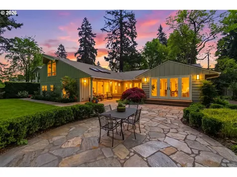 1051 Sunningdale Road Lake Oswego OR 97034