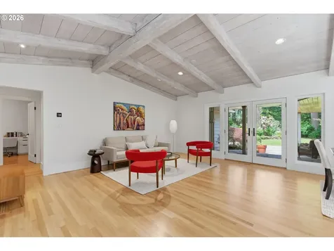 1051 Sunningdale Road Lake Oswego OR 97034