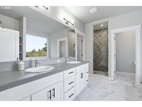 9000 SE Stillwater Lane Happy Valley OR 97086
