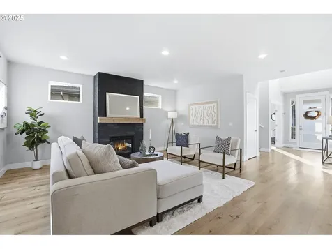 9000 SE Stillwater Lane Happy Valley OR 97086