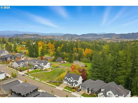 9000 SE Stillwater Lane Happy Valley OR 97086