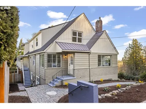 3412 SW 13th Avenue Portland OR 97239