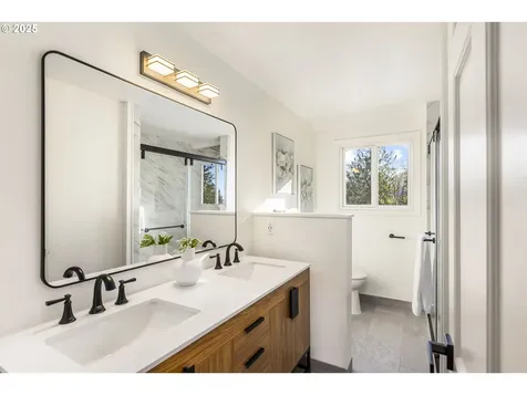 3412 SW 13th Avenue Portland OR 97239