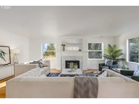 3412 SW 13th Avenue Portland OR 97239