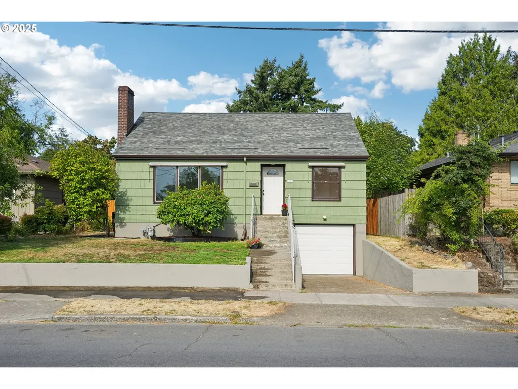 4801 NE 42nd Avenue Portland OR 97218